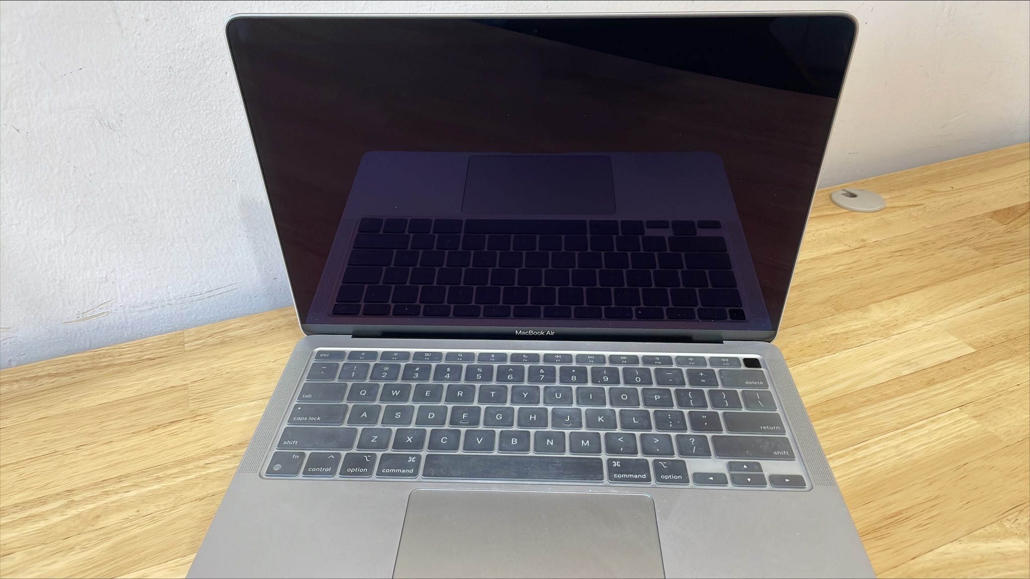 電源が入らない/ロジックボード修理【MacBookAir No.8】 | | Mac修理